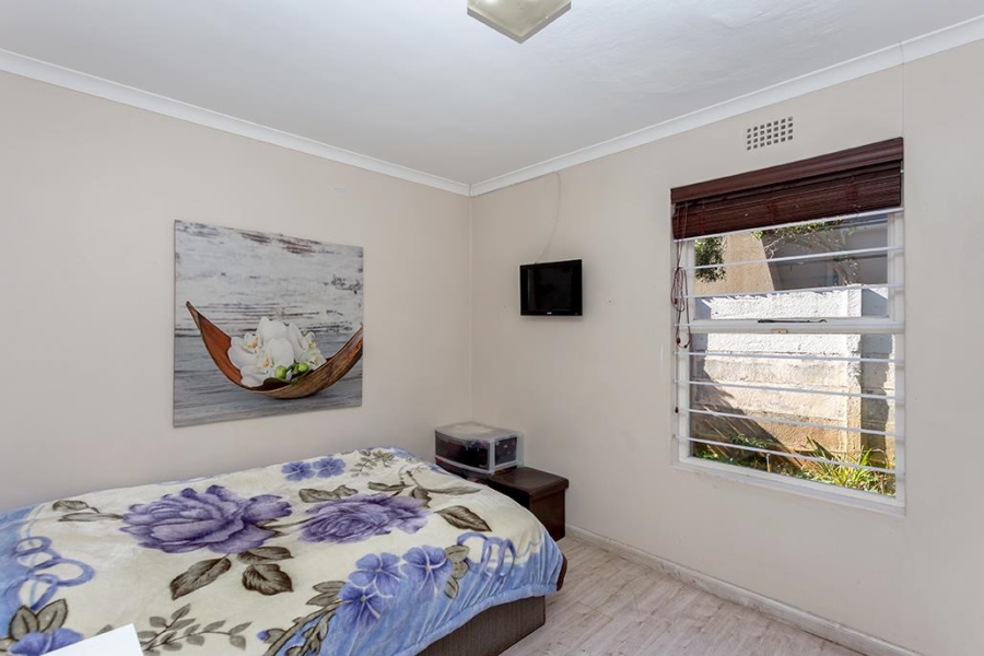 5 Bedroom Property for Sale in West Beach Western Cape